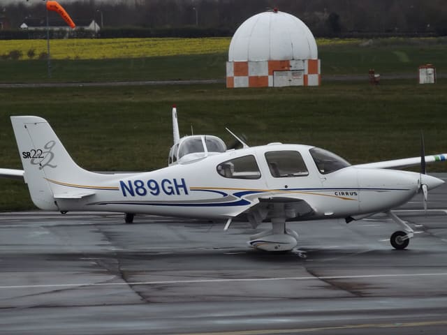 N89GH - Cirrus