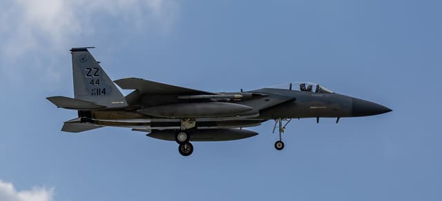  - Twin-engine aircraft