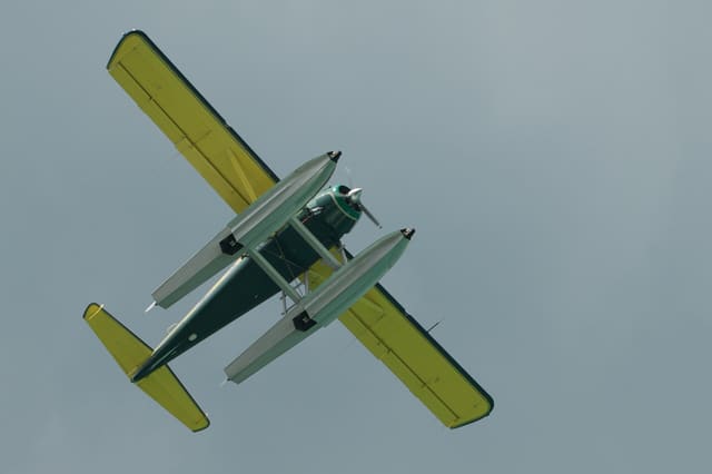 N930AJ - Floatplane