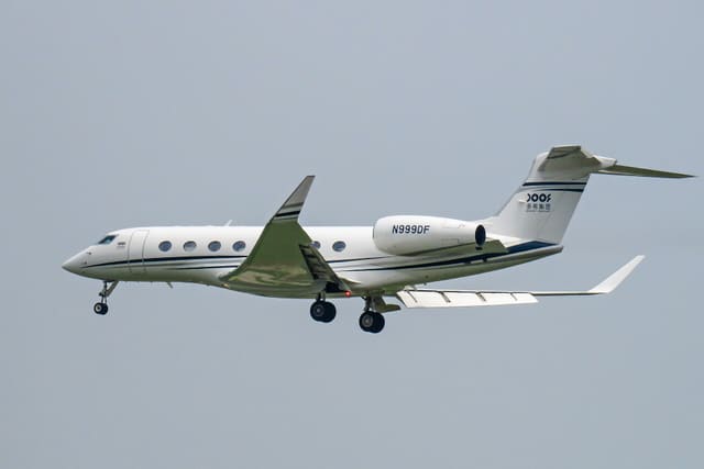 N999DF - Business jet