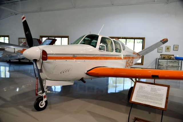 N545H - Beech