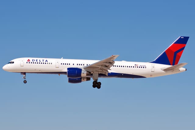 N654DL - Boeing