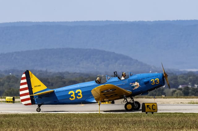 N52164 - Warbird