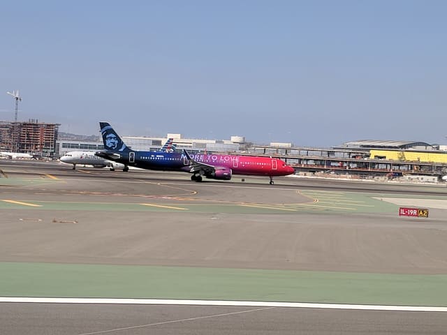 N926VA - Twin-engine aircraft