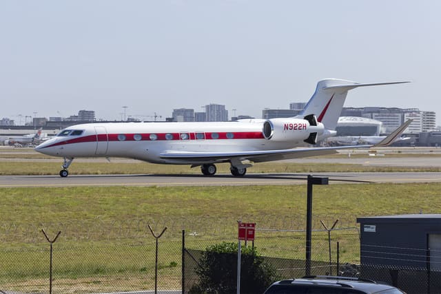 N922H - Business jet