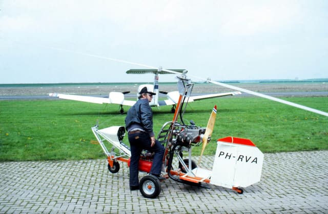  - Twin-engine aircraft