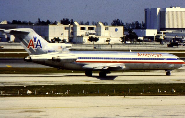 N866AA - Boeing