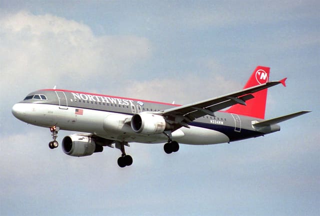N334NW - Airbus