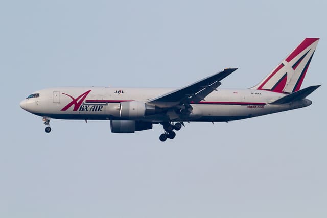 N745AX - Aircraft