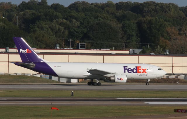N683FE - Aircraft