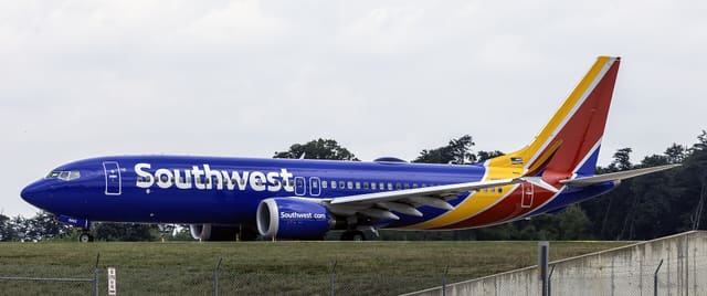 N8892S - Boeing