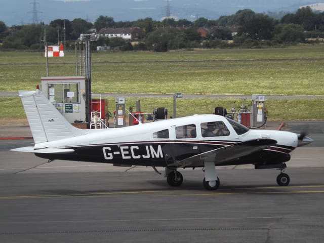 G-ECJM - Piper