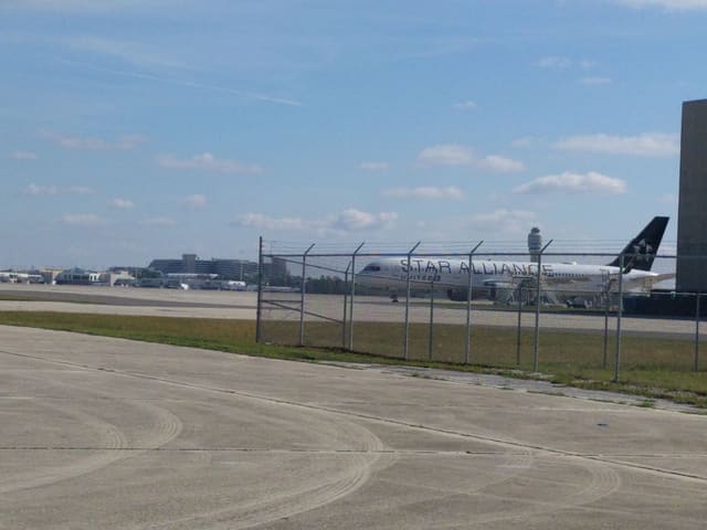 N14120 - Aircraft