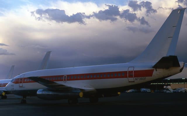 N7380F - Twin-engine aircraft