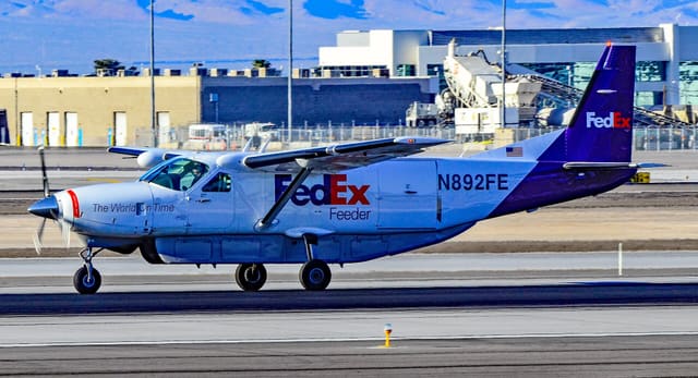 N892FE - Cessna