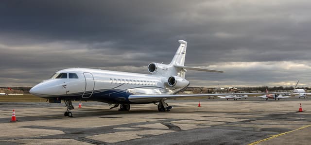 N73KT - Business jet
