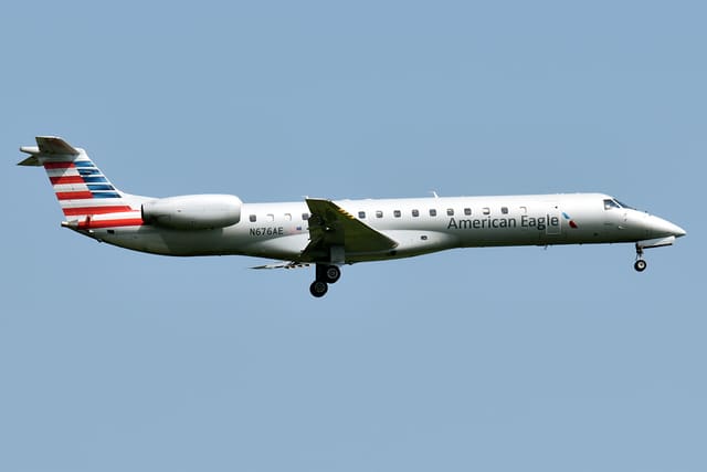 N676AE - Embraer