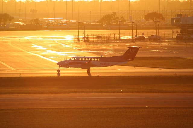 N833UP - Beechcraft