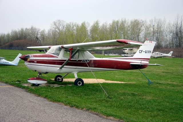 CF-AVH - Cessna