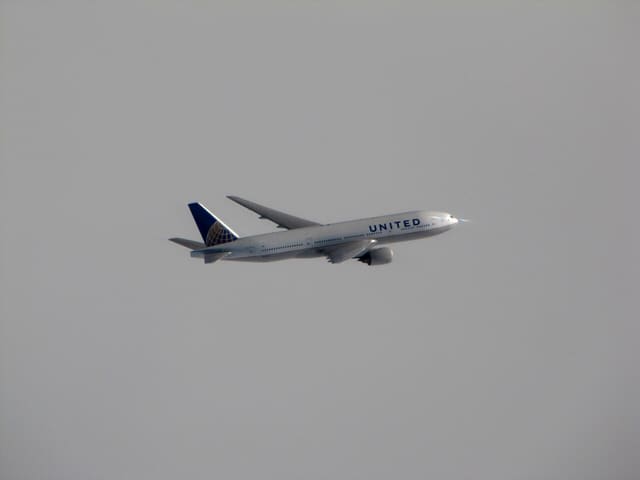 N227UA - Boeing