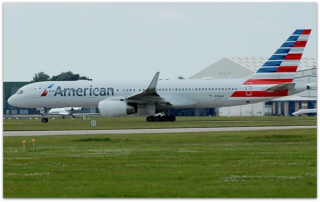 N196AA - Twin-engine aircraft