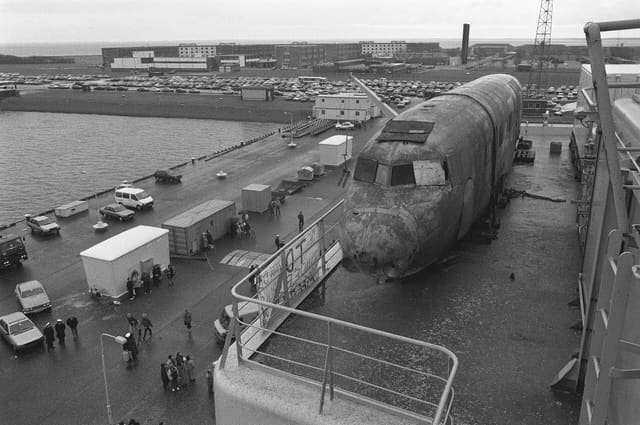  - Aircraft