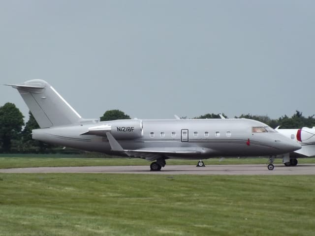 N1218F - Business jet
