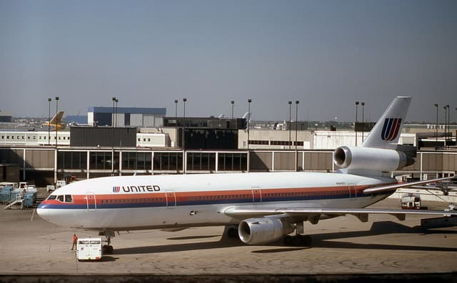 N1842U - Aircraft
