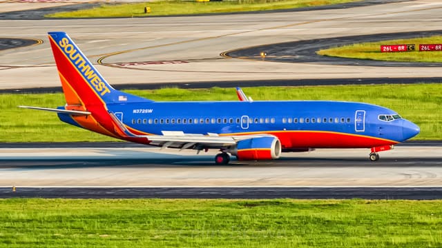 N372SW - Boeing
