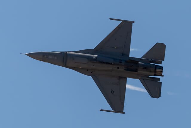  - Single-engine aircraft
