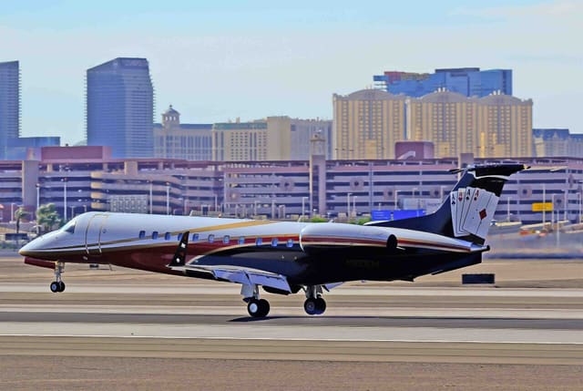 N900EM - Business jet
