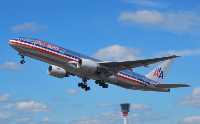 N793AN - Twin-engine aircraft