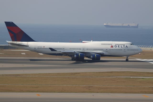 N676NW - Boeing