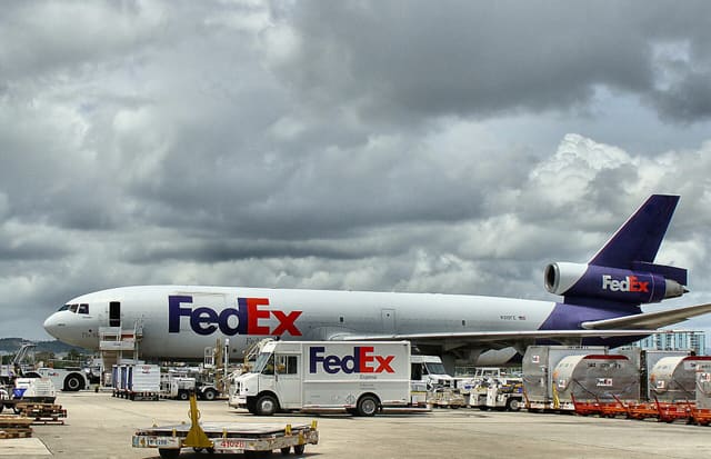 N319FE - Douglas