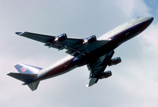 N128UA - Boeing