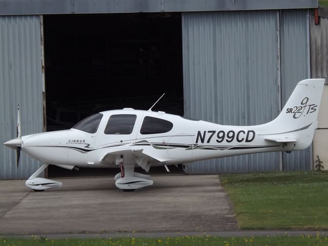 N799CD - Cirrus