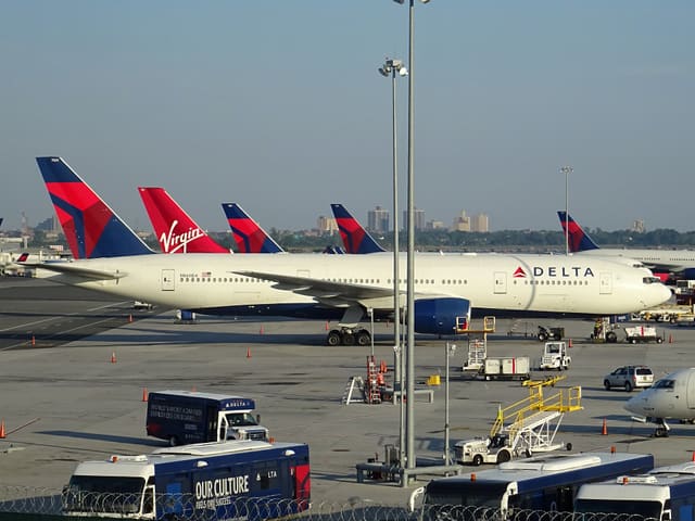 N860DA - Boeing