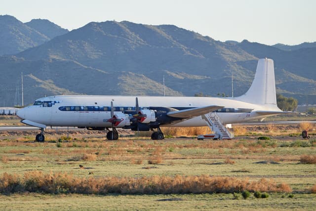 N777EA - Douglas