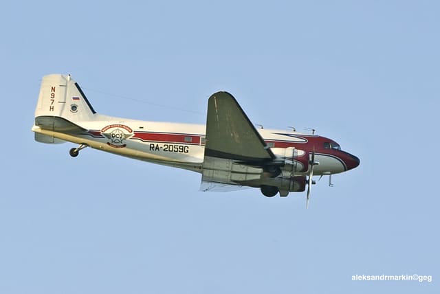 N97H - Twin-engine aircraft