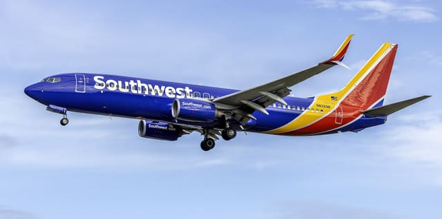 N8329B - Boeing