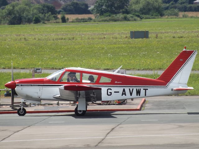 G-AVWT - Piper