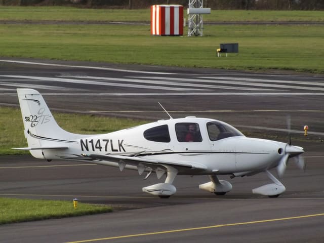 N147LK - Cirrus