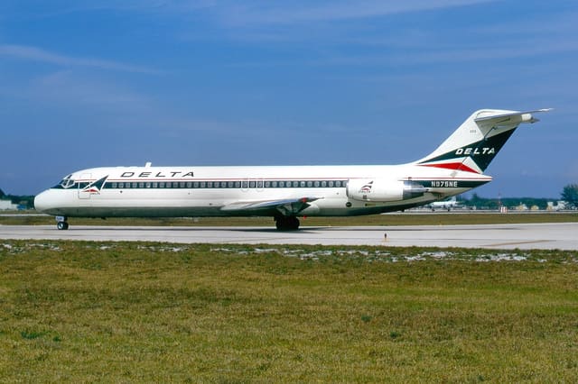 N975NE — Aircraft