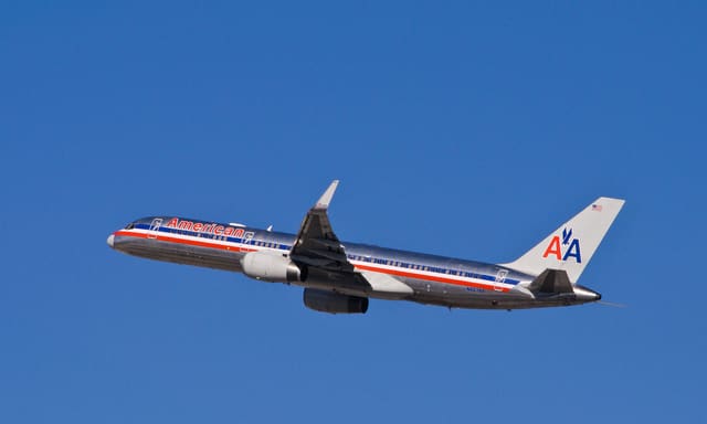 N687AA - Boeing