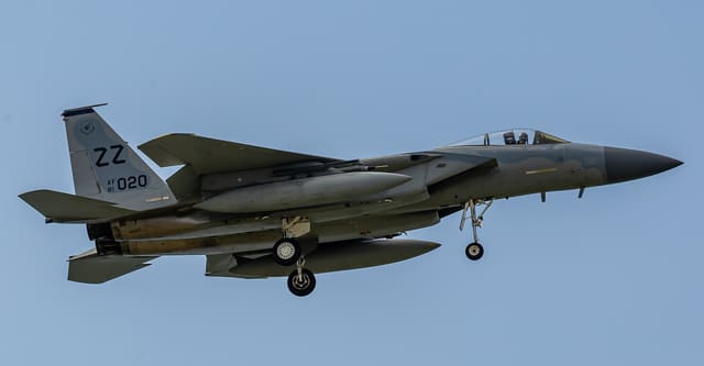  - Twin-engine aircraft
