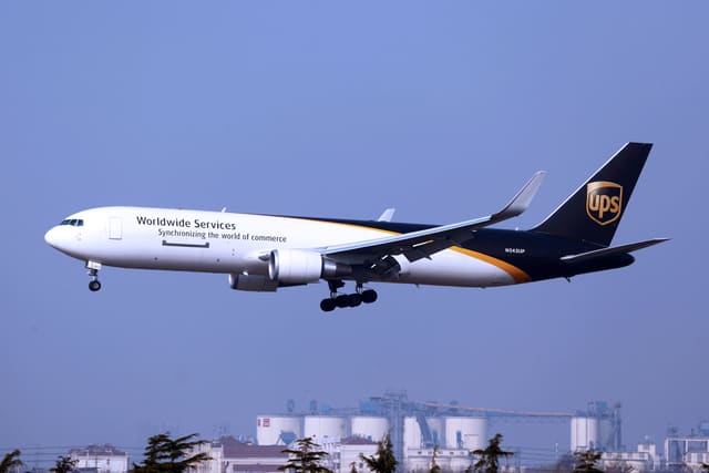 N343UP - Boeing