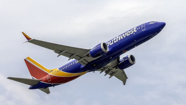 N8763L - Boeing