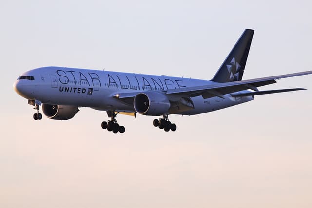 N77022 - Boeing