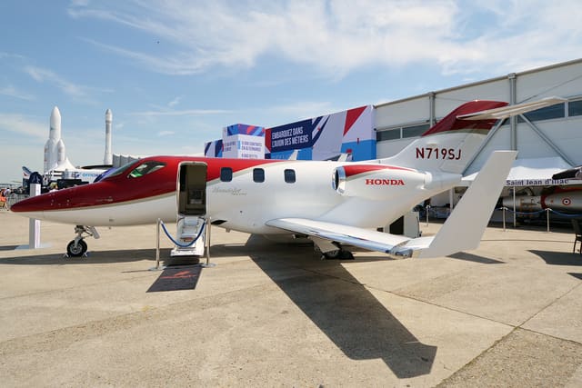 N719SJ - Business jet