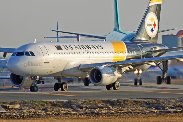 N733UW - Airbus
